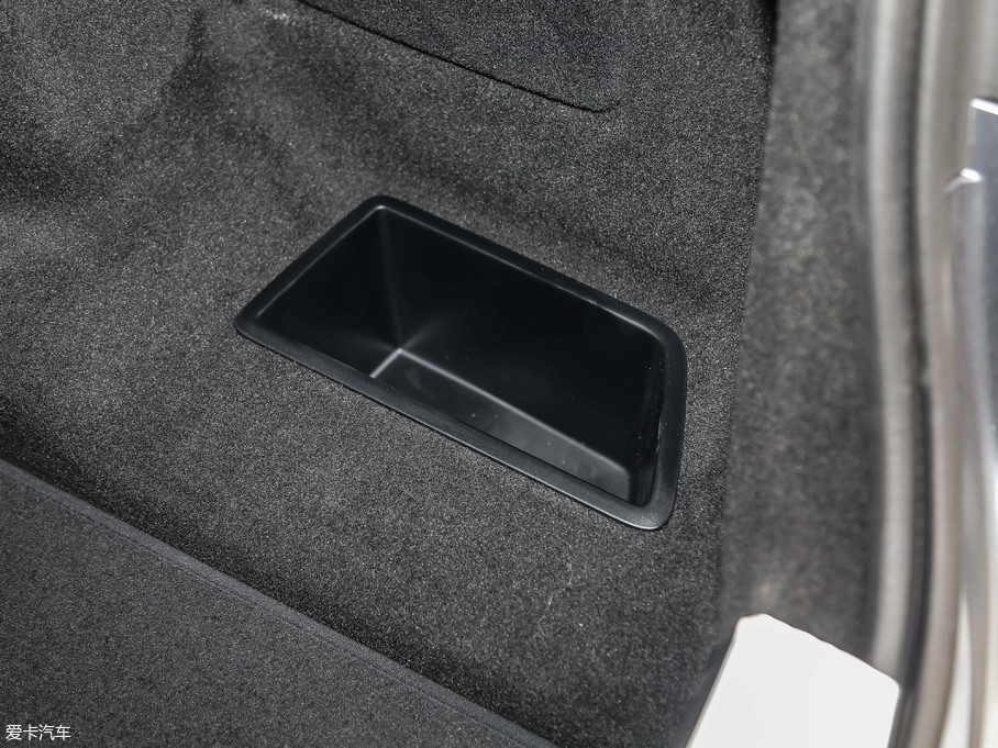 2019R7ϵ M760Li xDrive V12 Ab