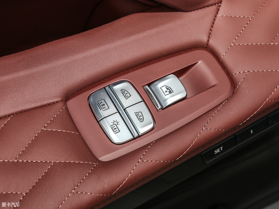 2019R7ϵ M760Li xDrive V12 Ab