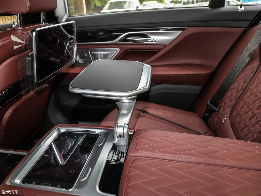 2019R7ϵ M760Li xDrive V12 Ab