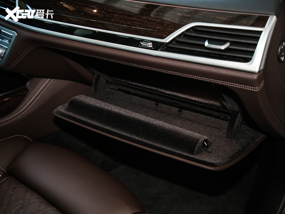 2019R7ϵ 740Li  Ab