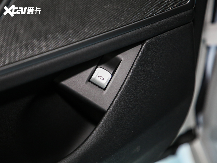 2019R7ϵ 740Li  Ab