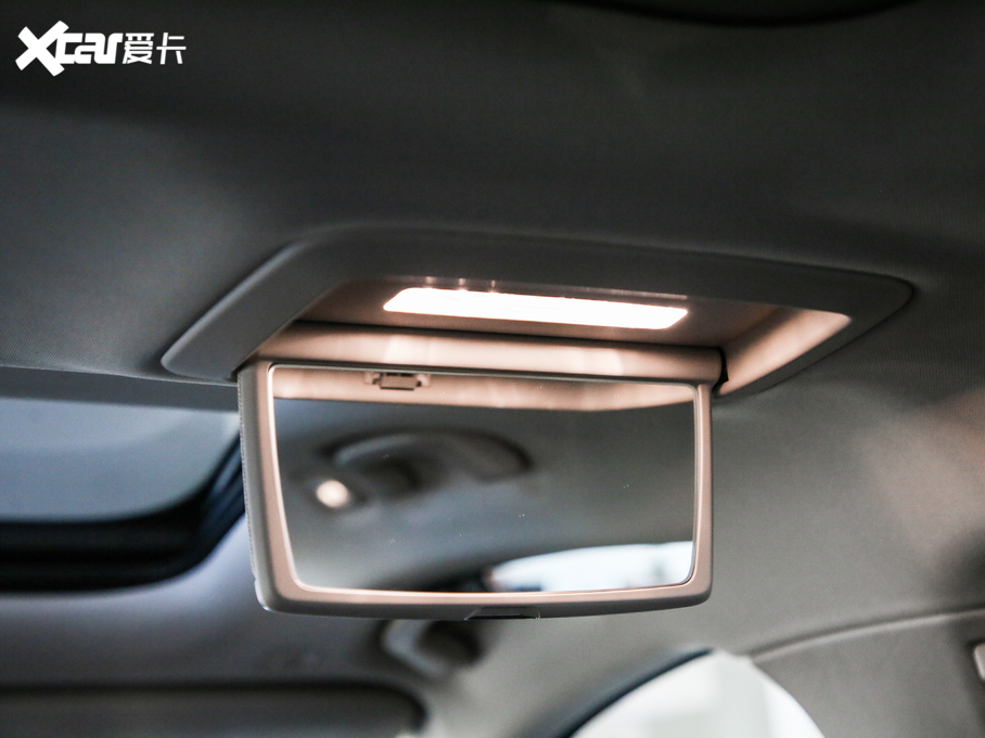 2019R7ϵ 740Li  Ab