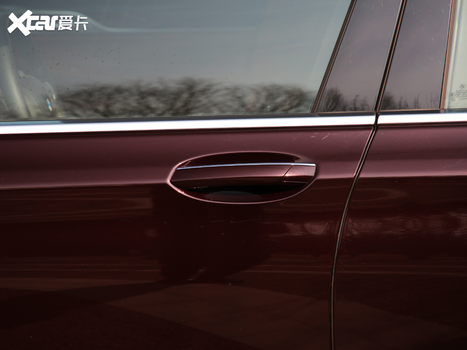 2019��R7ϵ 740Li xDrive ������ ���A���b