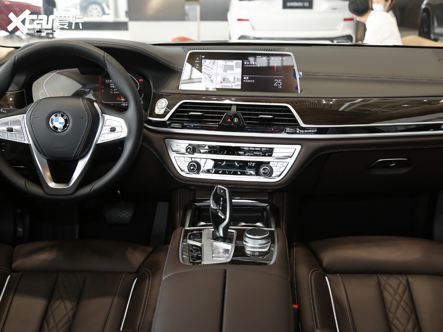 2019��R7ϵ �Ŀ� 730Li ���A���b