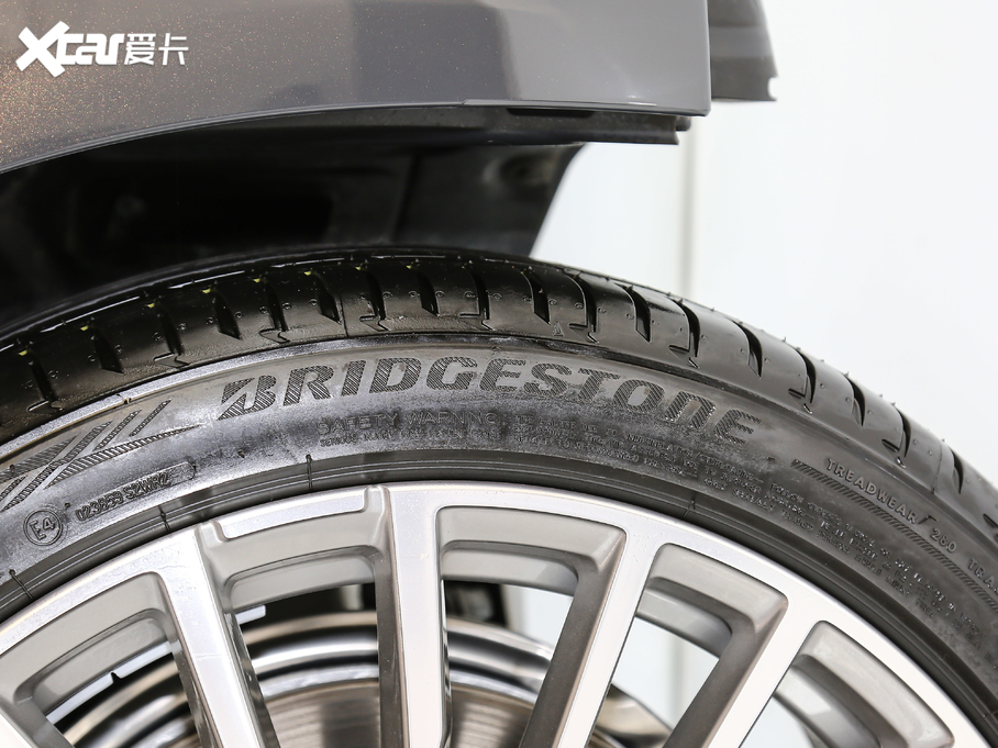 2019R7ϵ Ŀ 740Li  Ab