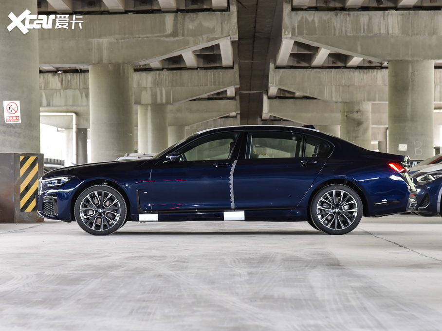 2019R7ϵ Ŀ 740Li  M\b