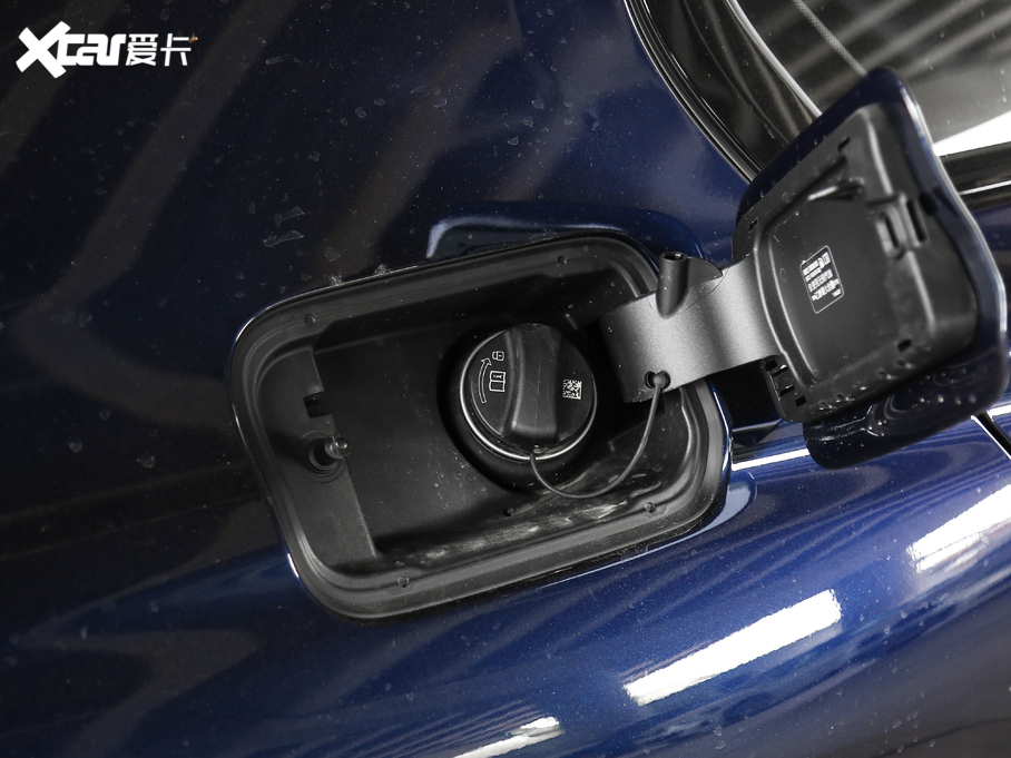 2019��R7ϵ �Ŀ� 740Li ������ M�\�����b