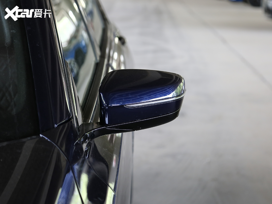 2019R7ϵ Ŀ 740Li  M\b