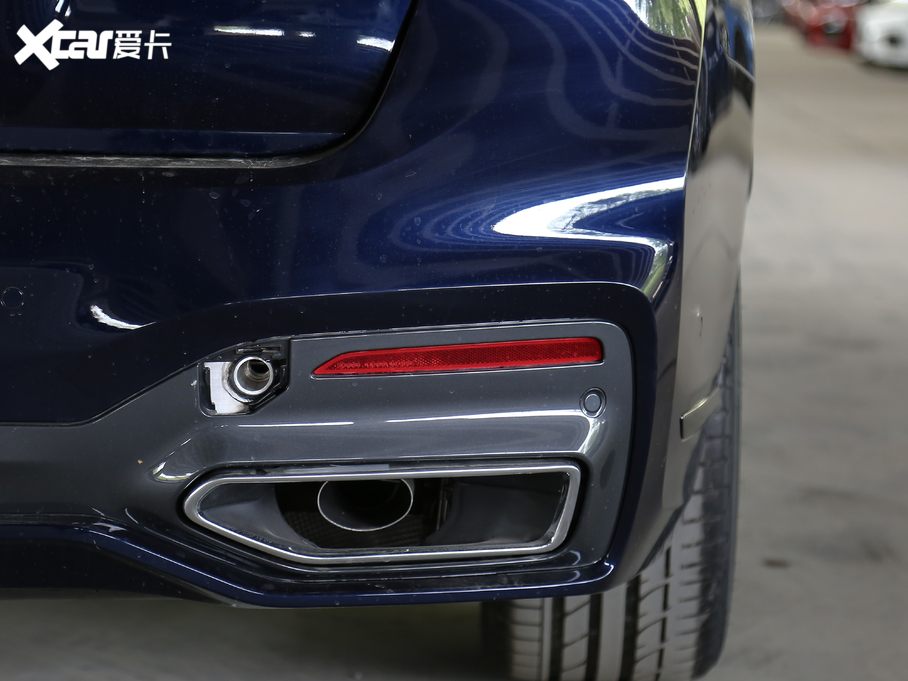 2019��R7ϵ �Ŀ� 740Li ������ M�\�����b