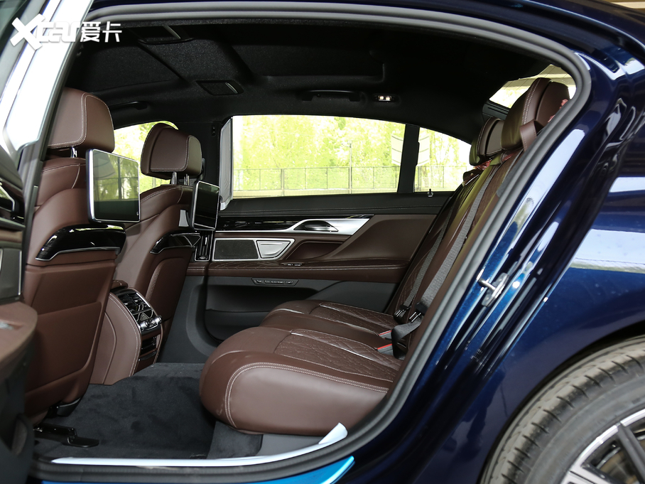 2019R7ϵ Ŀ 740Li  M\b