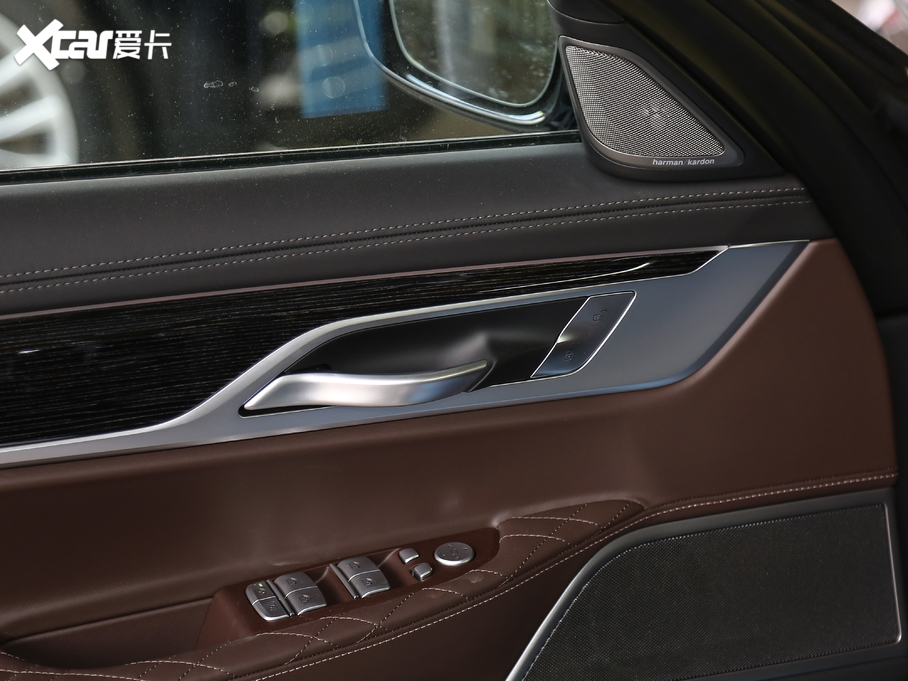 2019R7ϵ Ŀ 740Li  M\b