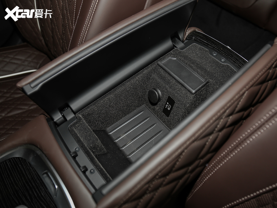 2019R7ϵ Ŀ 740Li  M\b