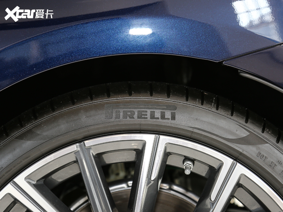 2019R7ϵ Ŀ 740Li xDrive  M\b