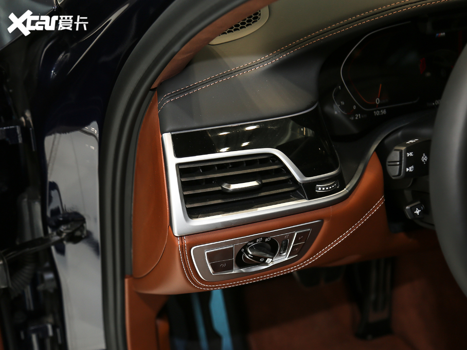 2019��R7ϵ �Ŀ� 740Li xDrive ������ M�\�����b