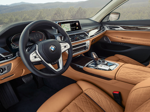 2019750Li xDrive п؅^