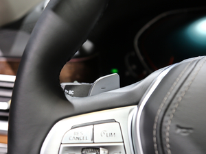 2019750Li xDrive п؅^