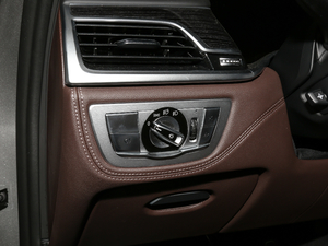 2019740Li  M\b п؅^