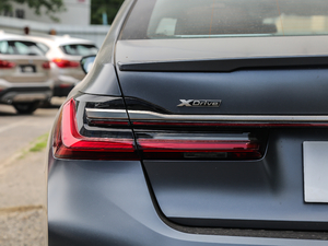 2019M760Li xDrive V12 Ab ^