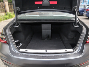 2019M760Li xDrive V12 Ab g