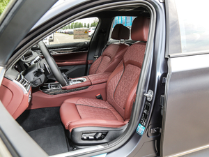 2019M760Li xDrive V12 Ab {