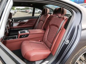 2019M760Li xDrive V12 Ab 