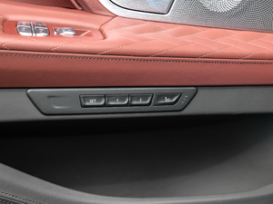 2019M760Li xDrive V12 Ab g