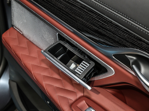 2019M760Li xDrive V12 Ab g