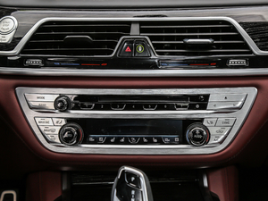 2019M760Li xDrive V12 Ab {