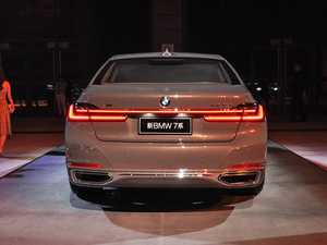 2019740Li xDrive  Ab 	