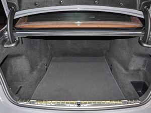 2019740Li xDrive  Ab g