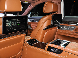 2019740Li xDrive  Ab g