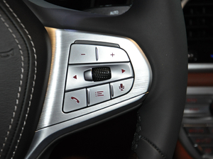 2019740Li xDrive  Ab п؅^