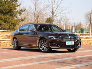 2019740Li xDrive  Ab w^