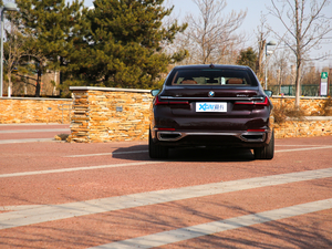 2019740Li xDrive  Ab w^