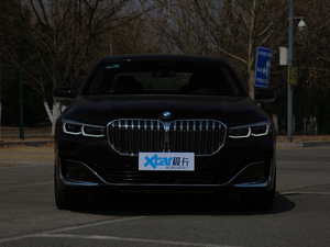 2019740Li xDrive  Ab ^