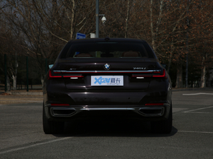 2019740Li xDrive  Ab ^