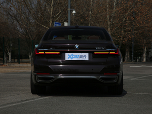 2019740Li xDrive  Ab ^