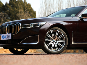 2019740Li xDrive  Ab ^