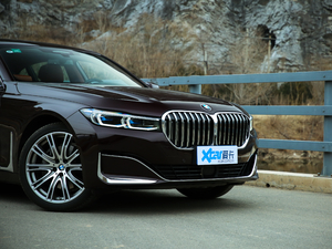 2019740Li xDrive  Ab ^