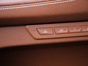 2019740Li xDrive  Ab g