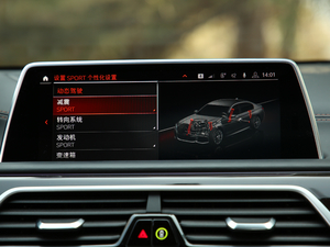 2019740Li xDrive  Ab п؅^