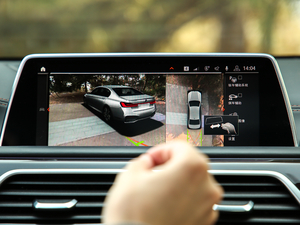 2019740Li xDrive  Ab п؅^