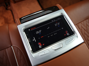 2019740Li xDrive  Ab п؅^