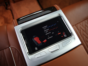 2019740Li xDrive  Ab п؅^