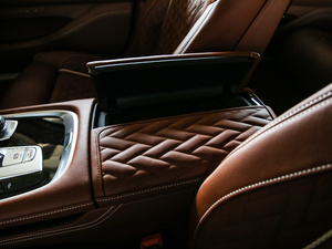 2019Ŀ 740Li xDrive  Ab g