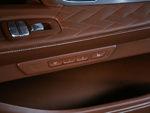 2019Ŀ 740Li xDrive  Ab g