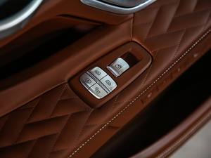 2019Ŀ 740Li xDrive  Ab g