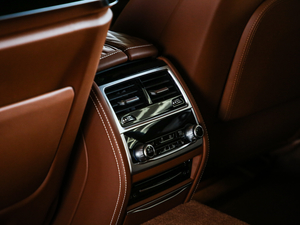 2019Ŀ 740Li xDrive  Ab g