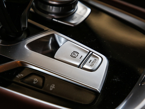 2019Ŀ 740Li xDrive  Ab v܇Ƅ