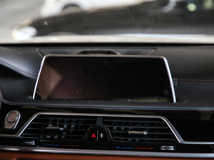 2019Ŀ 740Li xDrive  Ab п_@ʾ